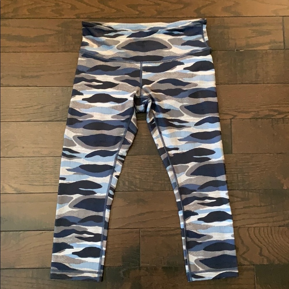 Lulu Lemon Cropped Leggings